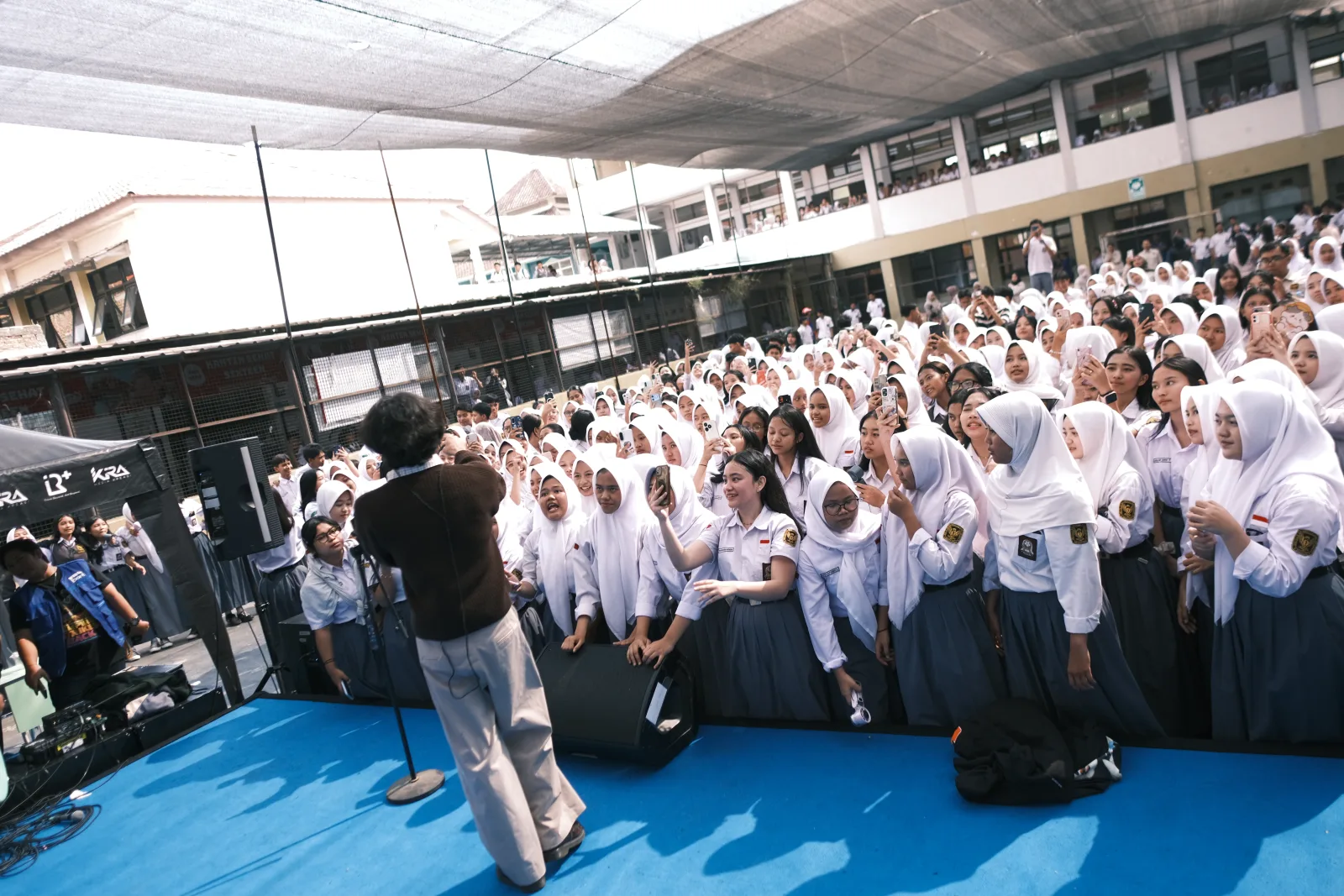 Mengenal Lebih Dekat Sosok Weswey: Musisi Muda Berbakat yang Selalu Tampil Otentik