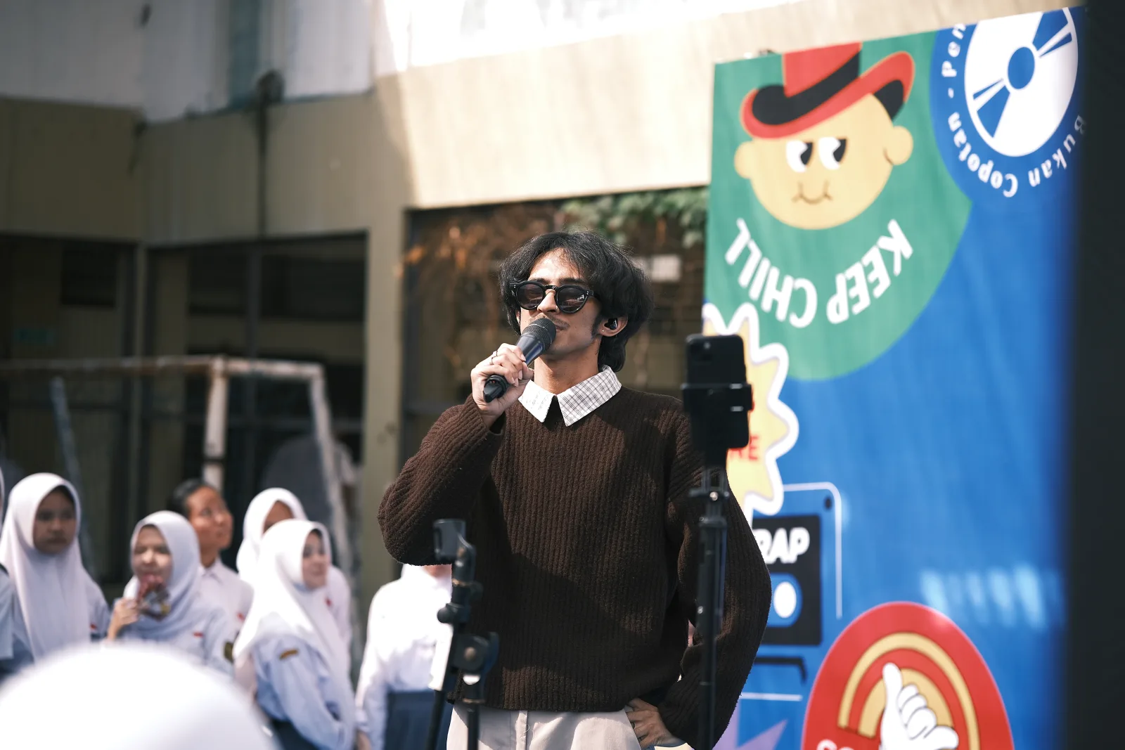 Strategi Weswey Membangun Personal Branding dan Basis Pendengar Loyal di Internet