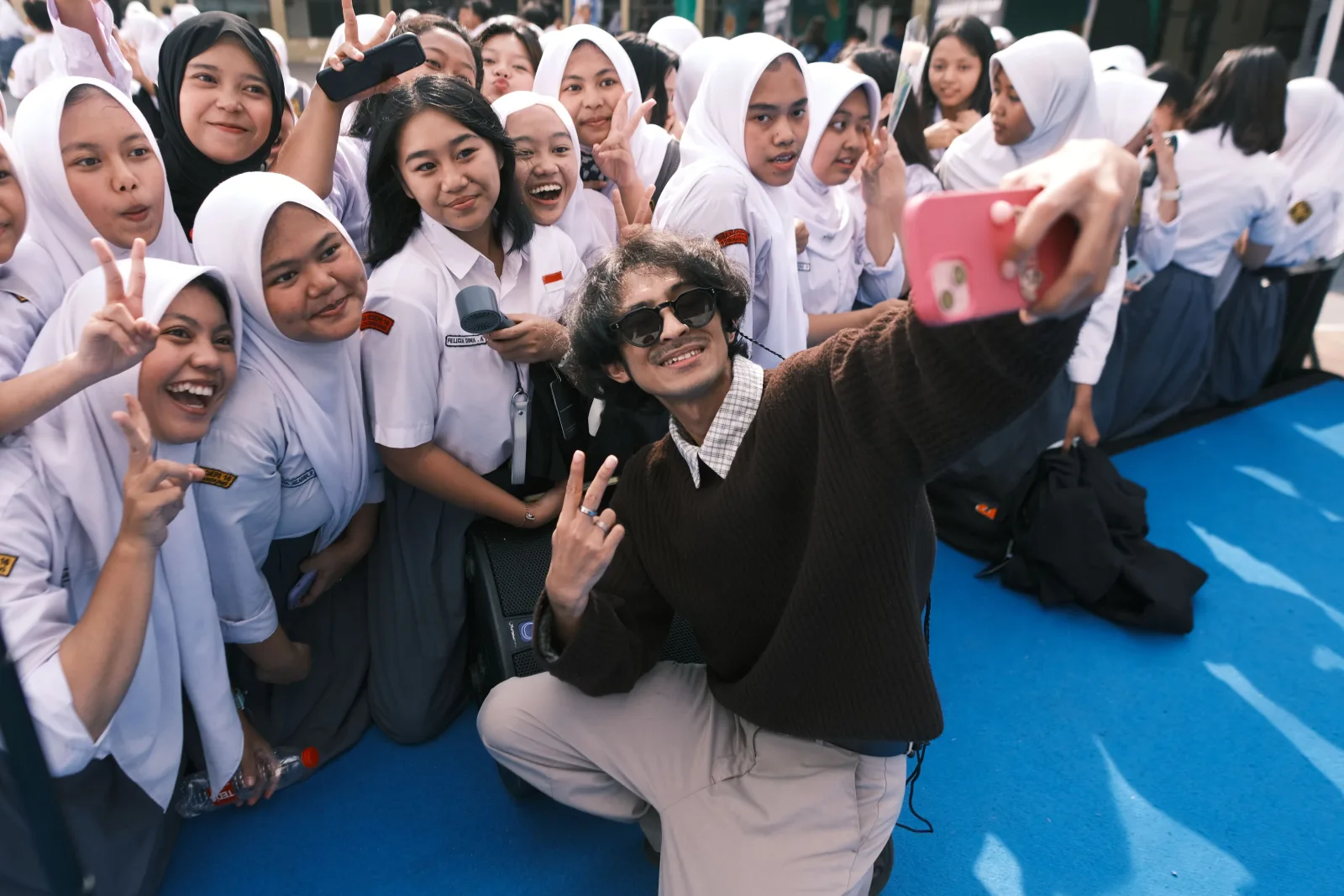 Suasana Syahdu Penampilan Weswey Saat Isi Acara Ramadan di Sekolah