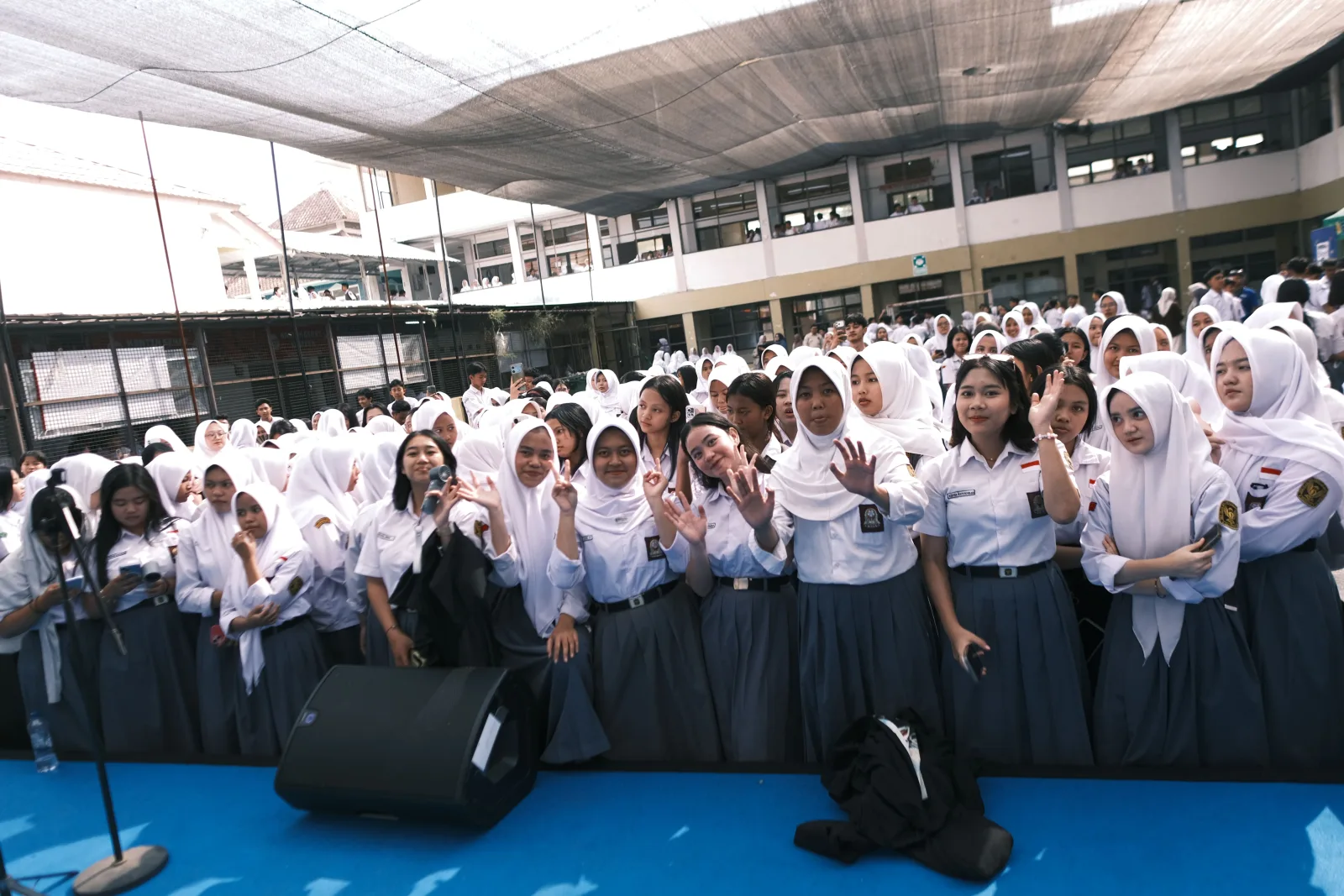 Kenangan Tak Terlupakan: Momen Manis Penampilan Weswey yang Diingat Para Siswa